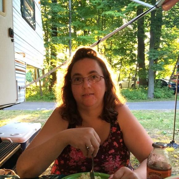 Meet your Posher, Lisa - Picture 1 of 1
